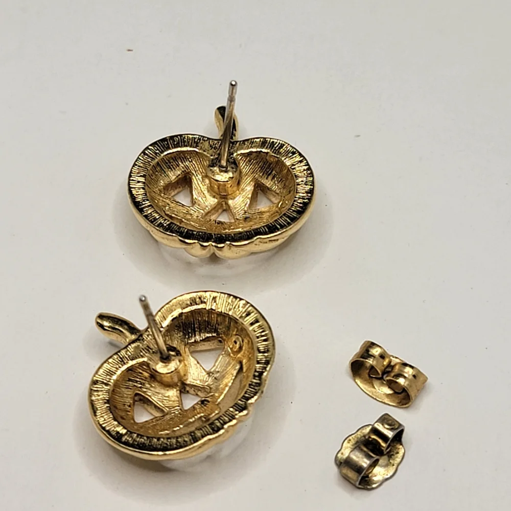 Vintage Gold Jack-o-lantern Halloween Earrings | Avon